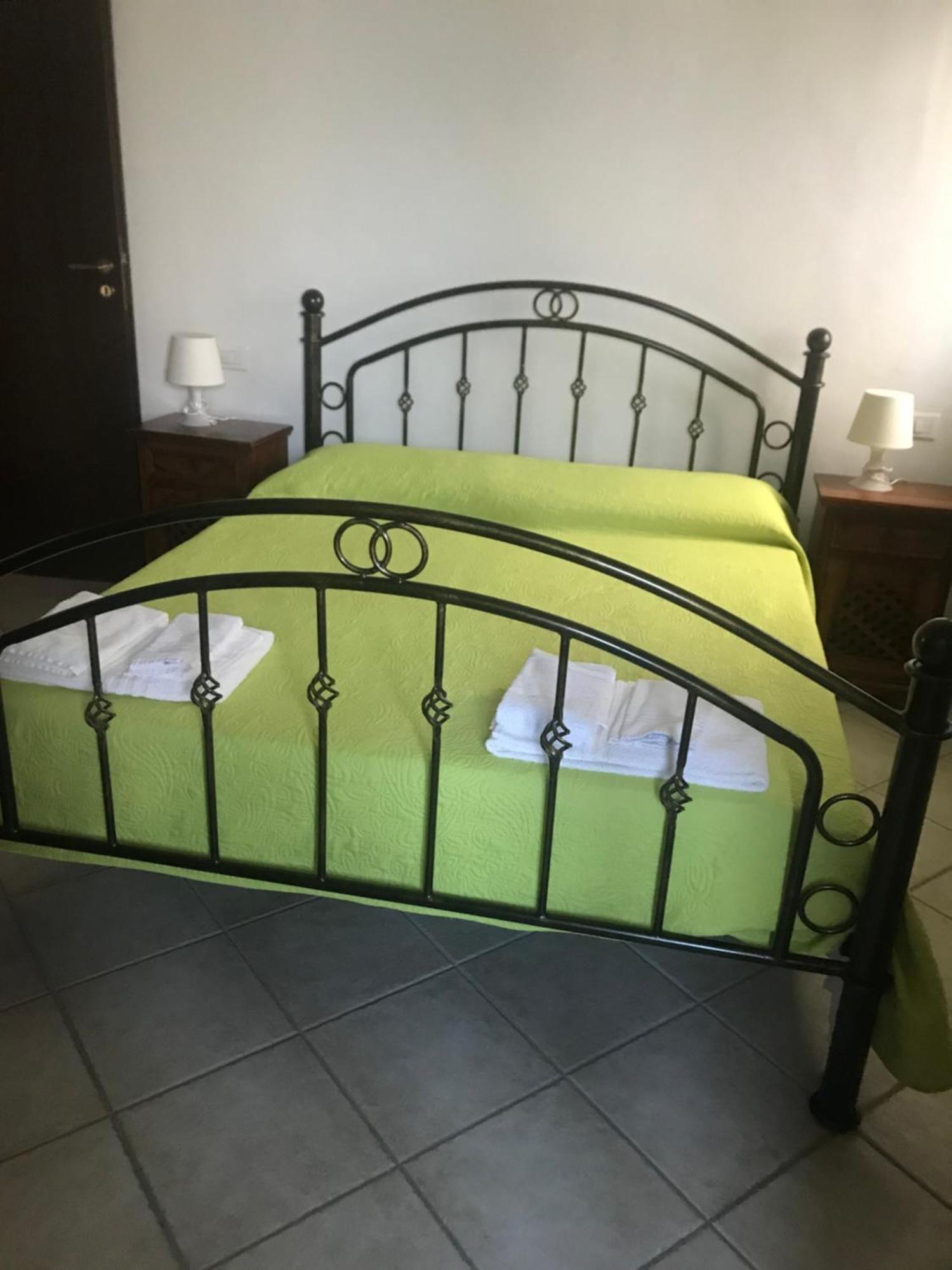 Affittacamere Peonia Ольена Экстерьер фото